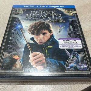 DVD & blue ray combo NWTs Fantastic Beast